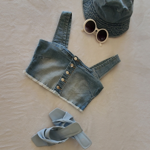 GUESS CROPTOP - Picture 9 of 15